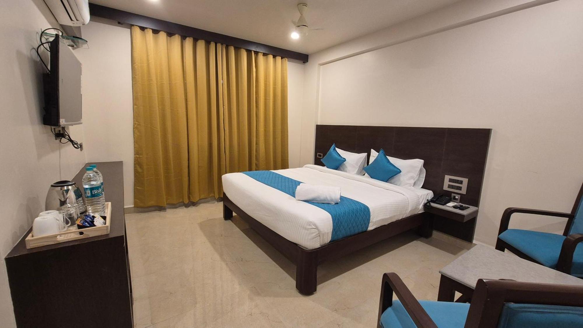 Hotel Janas Τιρουπάτι Εξωτερικό φωτογραφία