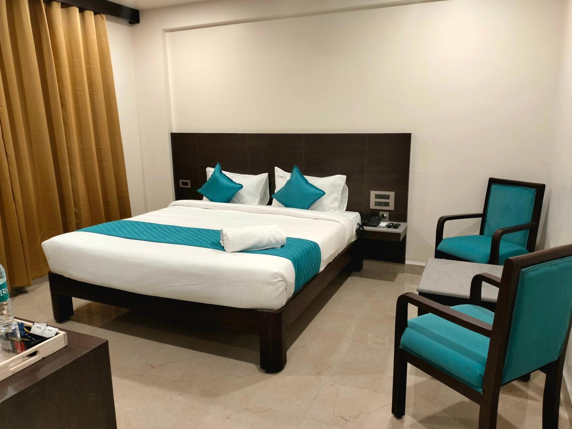 Hotel Janas Τιρουπάτι Εξωτερικό φωτογραφία