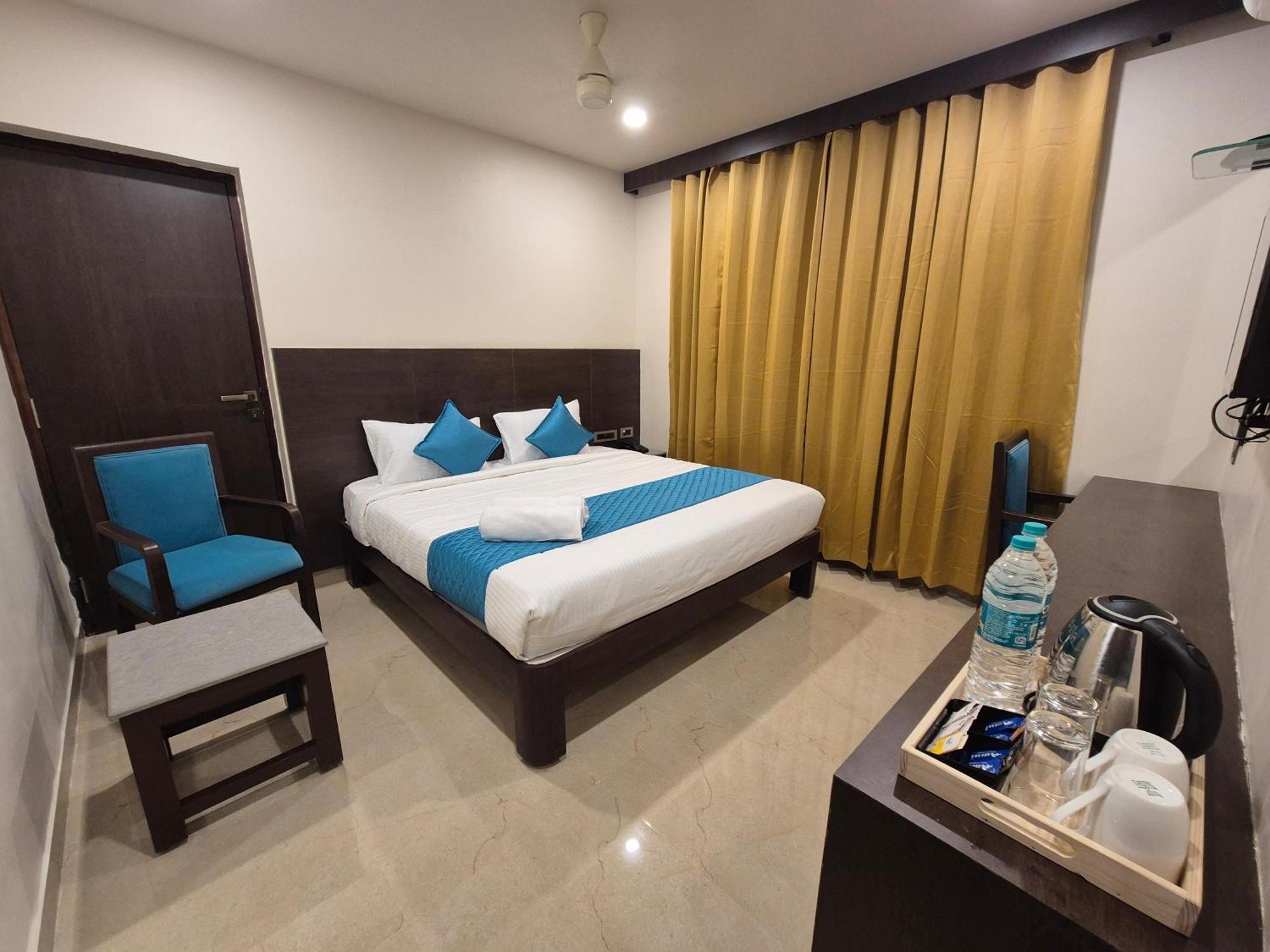 Hotel Janas Τιρουπάτι Εξωτερικό φωτογραφία